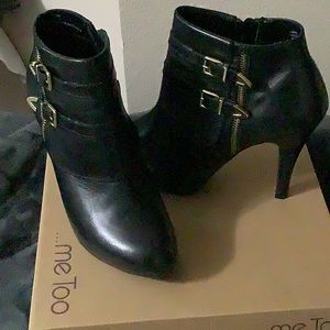 Size 8.5, ME TOO Ankle Bootie